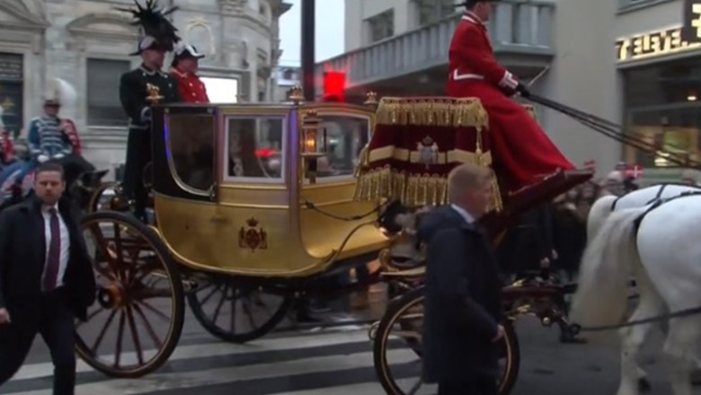 VIDEO/ Mbretëresha e Danimarkës bën shëtitjen e saj të fundit me karrocën prej ari