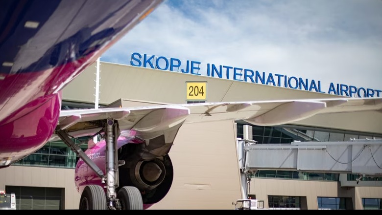Shkup, shkarkohen menaxherët e kompanisë për kontrollin e fluturimeve, pezullohet greva