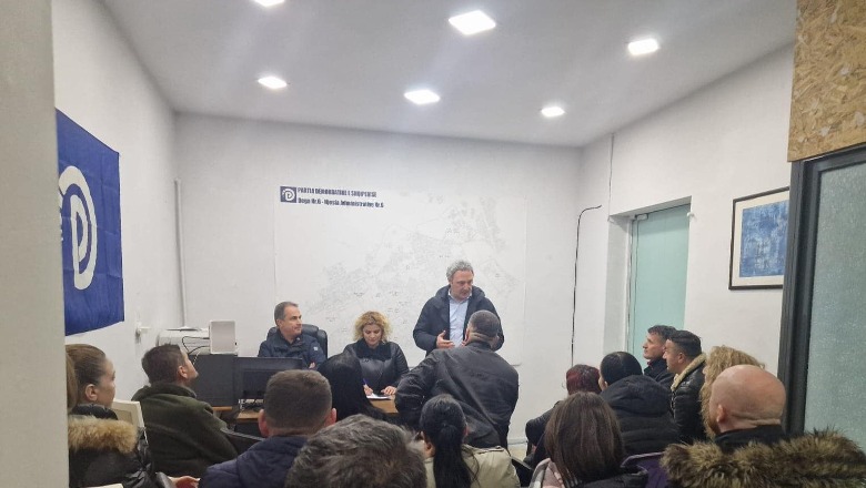 Sali Berisha sjell dy humbësit përsëritës në Tiranë