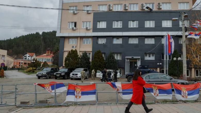 Një vorbull dyshimesh rreth peticionit për shkarkimin e kryetarëve në veri të Kosovës