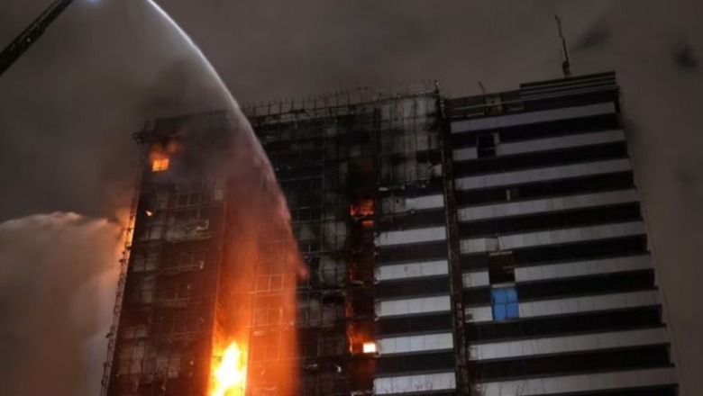 VIDEO/ Shpërthen zjarr i fuqishëm në një spital në kryeqytetin iranian