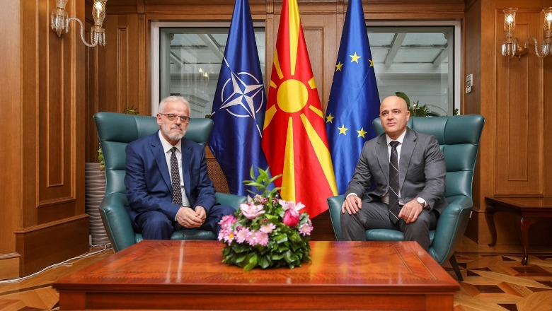 Dita I e Talat Xhaferit si kryeministër i Maqedonisë e Veriut: Prioritet aleanca me SHBA, BE, NATO! Lëkundja mund të shfrytëzohet nga fuqi të treta
