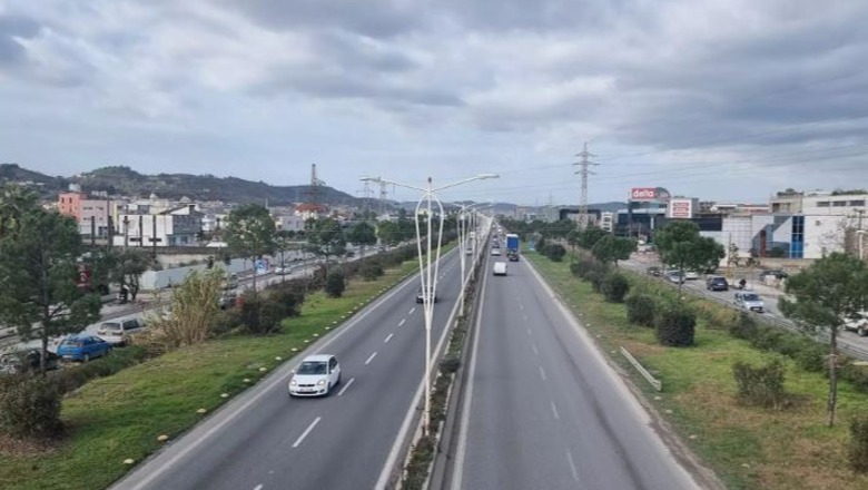 Zgjerimi i rrugës Tiranë-Durrës kërkon 218 mln €