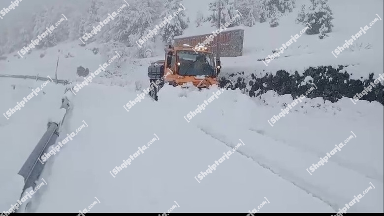 Turizmi malor, rikthehen reshjet e borës në Dardhe e Theth! Rrugët të kalueshme pa zinxhirë në dy fshatrat turistikë