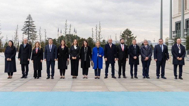 Foto/ Ja delegacioni që shoqëron Ramën në vizitën zyrtare në Ankara