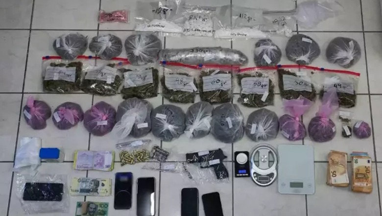 Goditet rrjeti i trafikut të drogës në Santorini, 4 shqiptarë të arrestuar