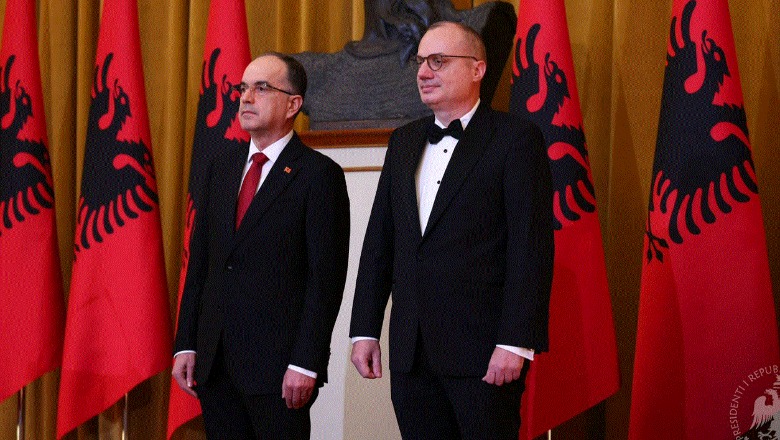 Dy vite nga agresioni rus në Ukrainë, ministri i Jashtëm: Krenar për rolin e Shqipërisë! Begaj: Jemi dëshmitarë të qëndresës heroike të popullit ukrainas për liri