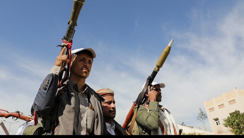Rebelët Houthi godasin katër kabllo komunikimi nënujor në Detin e Kuq që lidhin Europën me Azinë