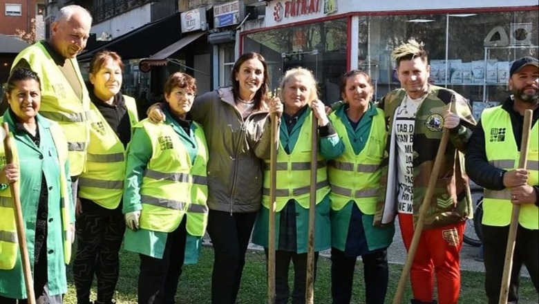 Nga Mariana Kondi, Bojken Lako dhe tre balerinët, personazhet e njohur i bashkohen nismës së bashkisë për mbjelljen e pemëve në Tiranë (FOTO)