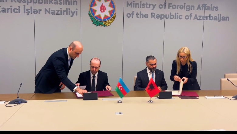 Nënshkruhet marrëveshja, Shqipëria heq vizat me Azerbajxhanin