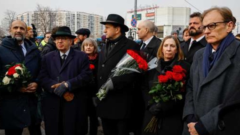 Sot i jepet lamtumira e fundit liderit të opozitës ruse, ambasadorët perëndimorë i bashkohen nderimeve