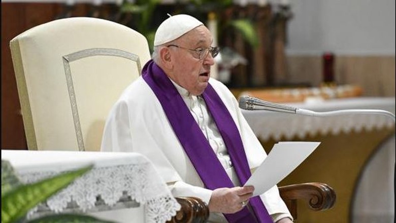 Papa Françesku miraton shpalljen e dy martirëve të tjerë shqiptarë