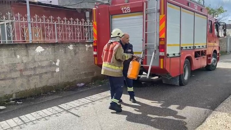 Merr flakë bombola e gazit në një banesë në Vlorë