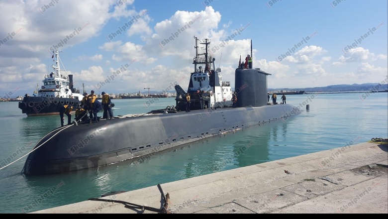 Mbërrin në Durrës nëndetësja turke e misioneve të NATO-s