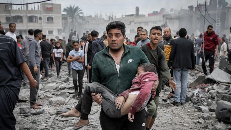 Lufta në Gaza/ Media: Bisedimet për një armëpushim do të rifillojnë nesër në Doha! Mbi 31 mijë palestinezë të vrarë dhe afro 74 mijë të plagosur që nga fillimi i luftës
