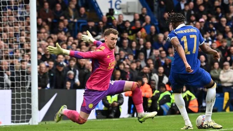 GOLAT/ VAR, karton i kuq e autogol, Chelsea fiton 4-2 në limite ndaj Leicester dhe kualifikohet në gjysmëfinalet e FA Cup