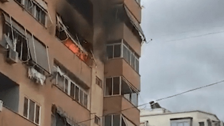 Përfshihet në flakë apartamenti në Patos, shkak bombola e gazit, nuk ka të lënduar