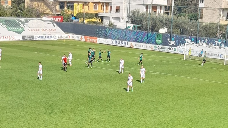 Kupa e Shqipërisë/ Tirana 'në tapet', Kukësi e mund 2-0! Egnatia fiton me një supergol, Vllaznia dy kartona të kuq