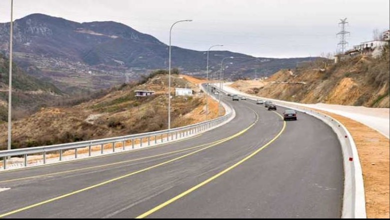 ARRSH hap 4 tendera me vlerë 10 mld lekë për zgjerimin e rrugës Elbasan-Qafë-Thanë