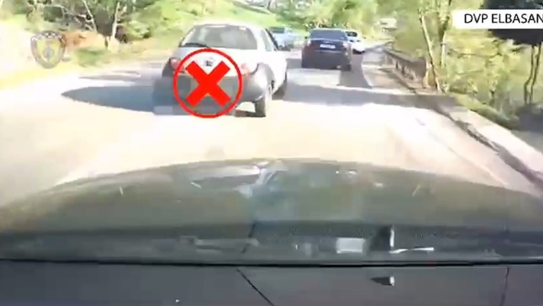 Parakalim në kthesë të rrezikshme, gjobitet shoferi në Elbasan (Video)