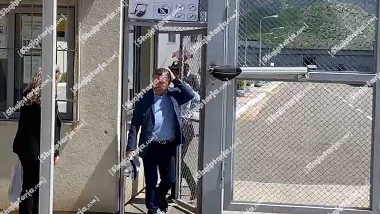 Përfiton nga amnistia penale, lirohet nga burgu ish-kryebashkiaku i Lezhës Fran Frrokaj: Uroj, askush të mos e provojë qelinë