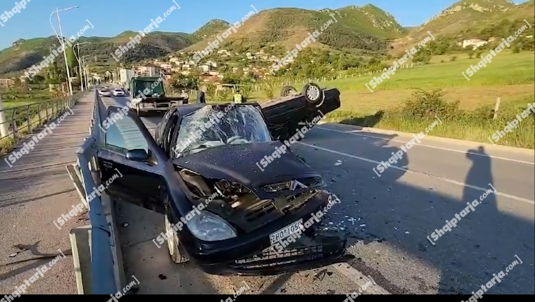 Aksident me vdekje në aksin Pogradec-Qafë Thanë, 'Benz'-i në korsinë e gabuar përplaset me një mjet! Humb jetën pasagjeri 80-vjeçar