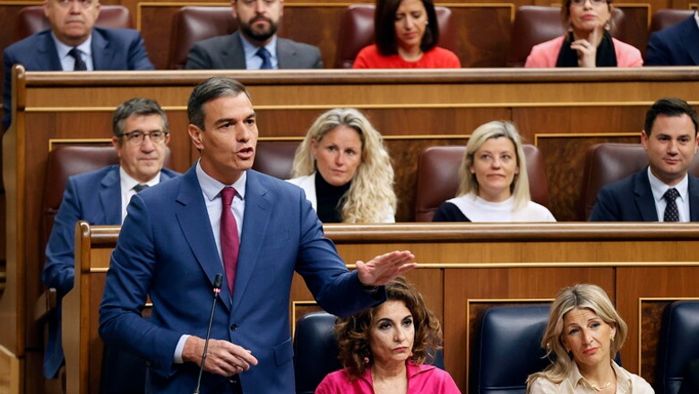 Gruaja nën hetim për korrupsion, Pedro Sanchez refuzon dorëheqjen: Do vijoj të jem kryeministri i Spanjës