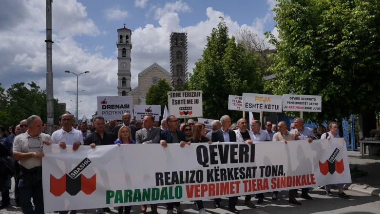 1 Maji, punëtorët në Kosovë protestojnë për kushte më të mira pune
