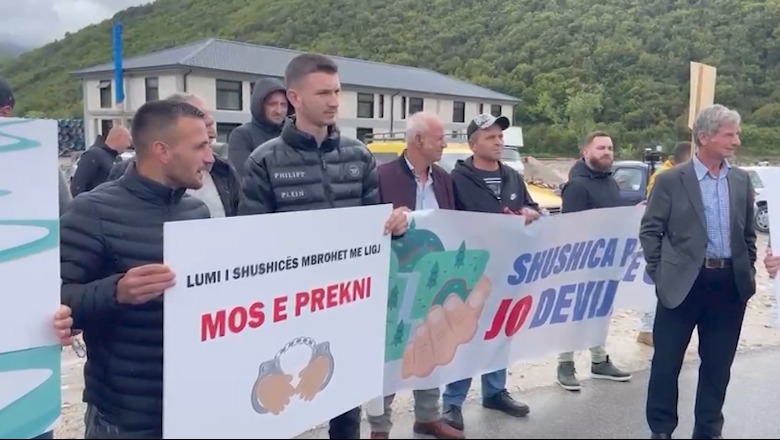 'Mos e prekni Shushicën, mbrohet me ligj', banorët e Lumit të Vlorës thirrje Qeverisë: Anuloni projektin e ujësjellësit të Himarës