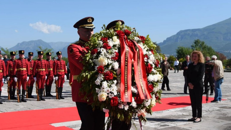 Mungoi në homazhe për shkak të vizitës në Itali, një kurorë me lule vendoset në emër të Begaj te Varreza e Dëshmorëve