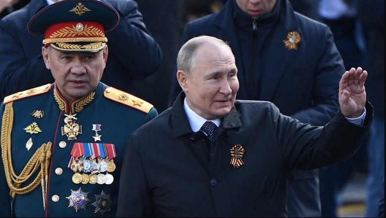 Moska përkujton rënien e nazizmit nga Bashkimi Sovjetik, Putin: S’lejojmë askënd të na kërcënojë! Forcat bërthamore, gjithmonë gati