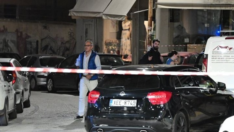 Ekzekutohet në Athinë armiku i Ervis Martinajt! Autorët me motor vranë Roan Brahimin në makinë! Plagoset gruaja, djali i vogël pa gjithçka (EMRAT+ FOTO+ VIDEO) 