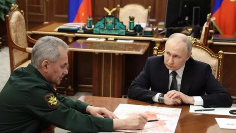 Putin ndryshime në qeveri, shkarkon ministrin e Mbrojtjes