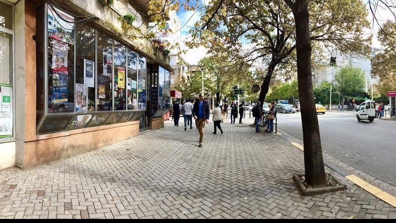 Botoi pa leje 5 vepra të Ismail Kadaresë, detyrim paraqitje për pronaren e librarisë ‘Book Store' në Tiranë