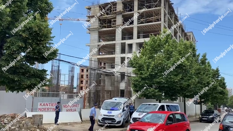 Tjetër aksident me vdekje në ndërtim! 28-vjeçari bie nga kati i 7-të i pallatit në Tiranë teksa ngjiste kovat me llaç dhe humb jetën (EMRI+VIDEO)