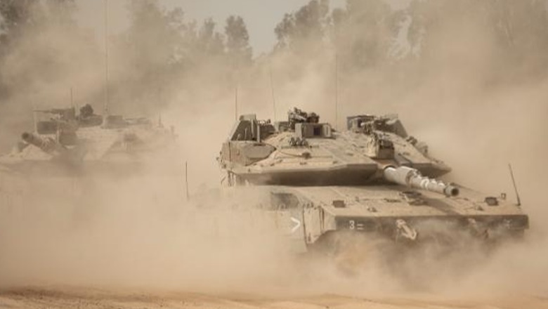 Lufta/ Tanket izraelite në qendër të Rafahut (VIDEO)