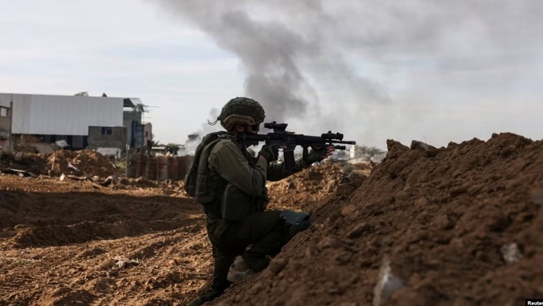 Izraeli merr nën kontroll një zonë kyçe të kufirit të Gazës me Egjiptin