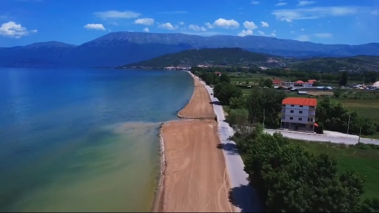 Plazhi i Tushemishtit në Pogradec, pamjet fantastike me dron (VIDEO)