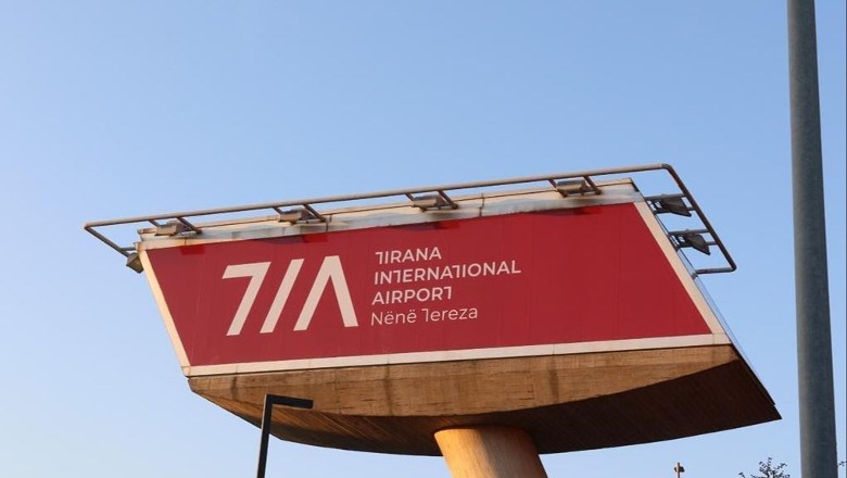 Sezoni i verës në Aeroportin Ndërkombëtar të Tiranës: Disa këshilla praktike për udhëtimin tuaj