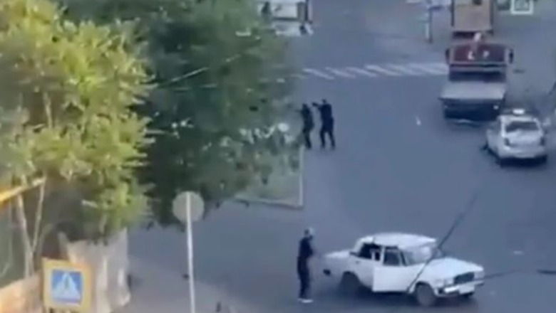 Sulm me armë zjarri në Rusi, vritet oficeri i policisë dhe një prift