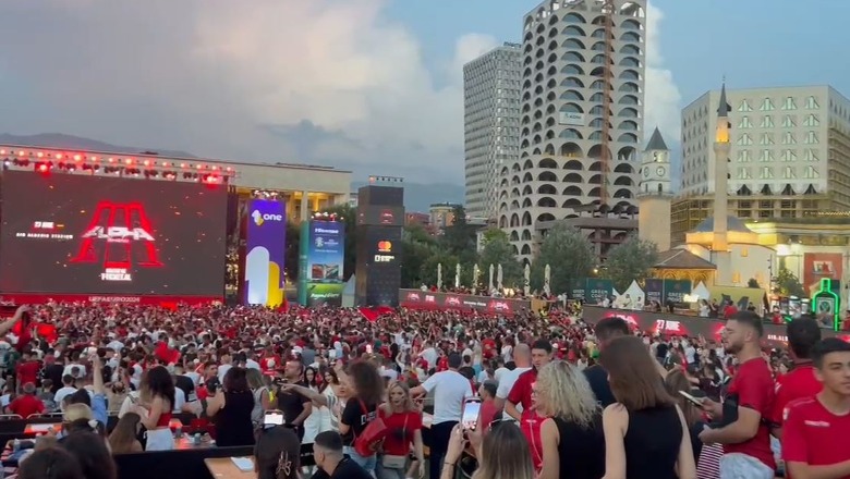 Ndeshja Spanjë-Shqipëri, atmosfera në 'Fan Zone'