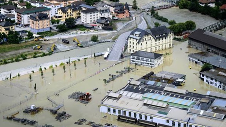 Pesë të vdekur nga stuhitë në Francë dhe Zvicër