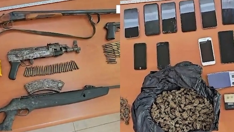 Kallashnikovë, pushkë e pistoleta, zbulohet arsenal armësh në Durrës! Në kërkim drejtori i shkollës së Muzikës, me armë në banesë! Agjentët i blenë drogë (EMRAT)
