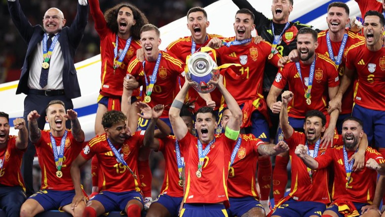 Finale Euro 2024/ Spanja kampione e Evropës për herë të 4-t në histori, 'fundos' 2-1 Anglinë në Berlin! Iberikët vendosin rekord