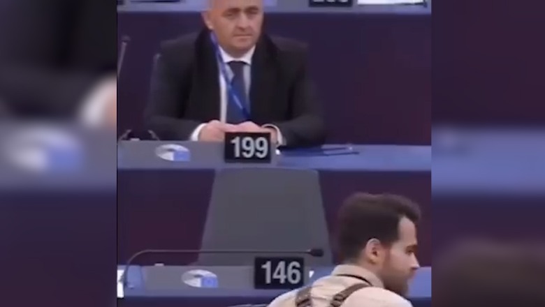 VIDEO: Pse u tremb Fredi Beleri, në Parlamentin Europian?