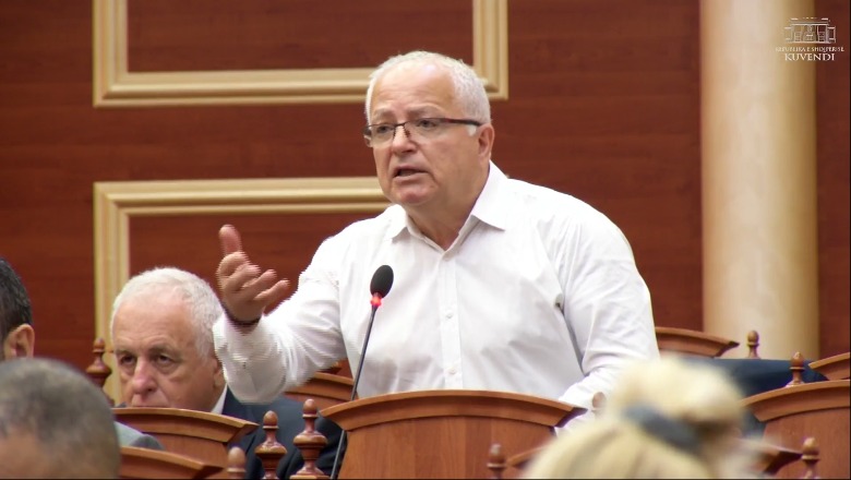 'Rama duhet të ishte prezent në Kuvend', Spaho: Të kujdeset për refugjatët e Shqipërisë, jo të zgjidhë hallet e botës