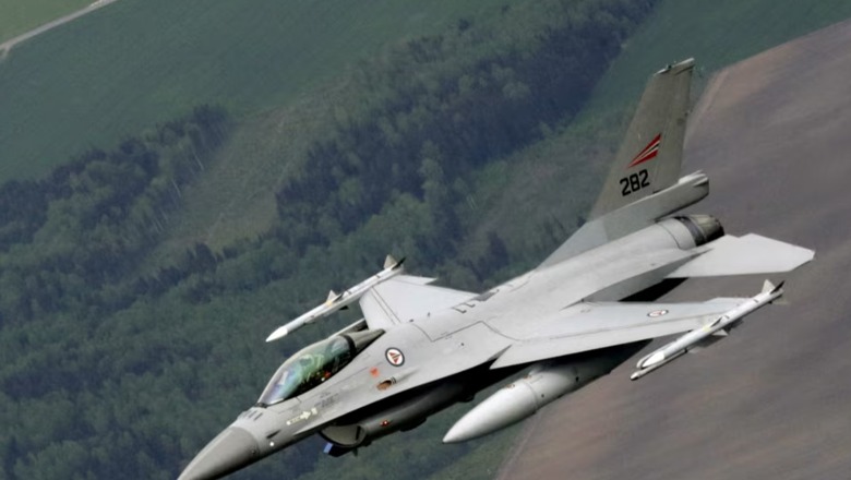 Mbërrijnë në Ukrainë avionët e parë F-16