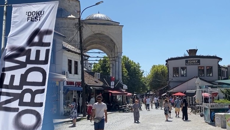 Kineastë nga mbarë bota mbërrijnë në Prizren për “Doku-Fest”, 103 filma garojnë në 8 programe