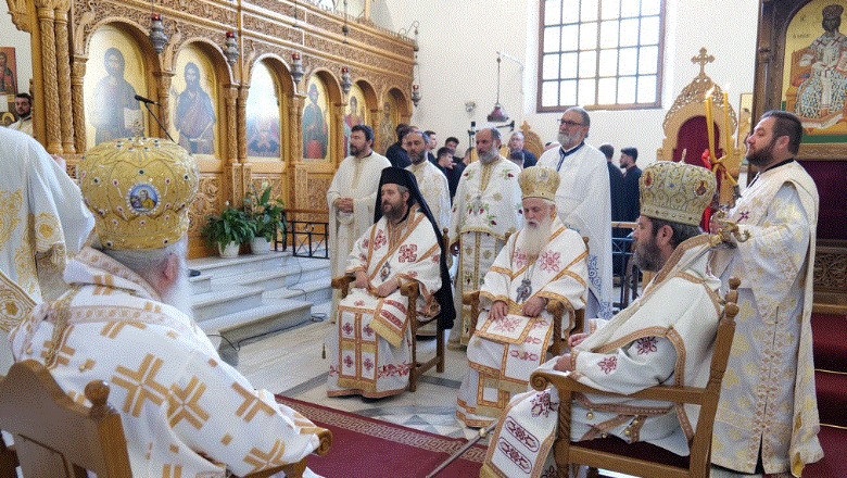 Kremtohet 32 vjetori i fronëzimit të Kryepeshkopit Anastas