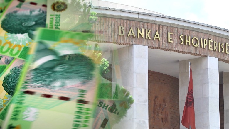  Në Shqipëri qarkullojnë 395 mld lekë jashtë bankave, shënohet tjetër rekord historik